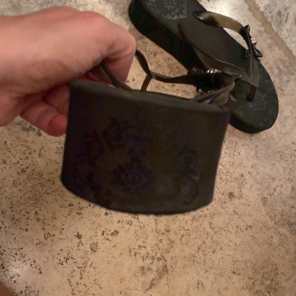 BCBG sandals - Picture 4 of 11